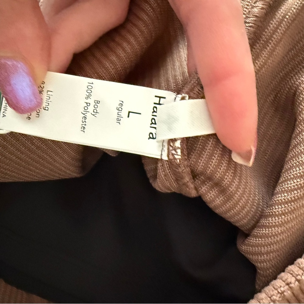 NWT Halara High Waisted Invisible Zipper 2-in-1 A Line Mini Corduroy Skirt - Picture 6 of 6